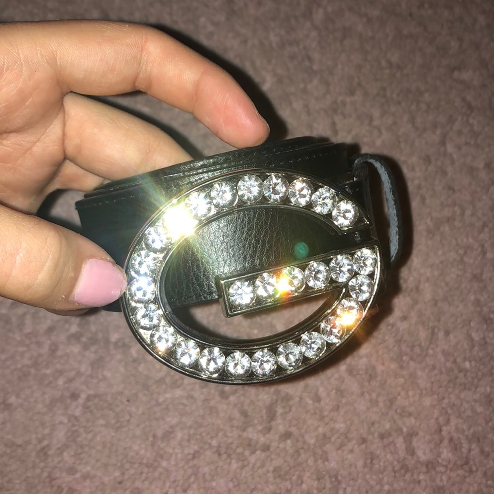 Guess belt